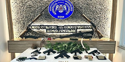AKSU'DA EŞ ZAMANLI OPERASYON: SİLAHLAR VE HİNT KENEVERİ ELE GEÇİRİLDİ