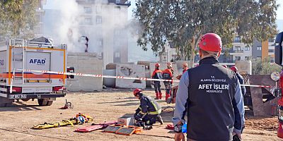 ALANYA BELEDİYESİ’NDEN DEPREM FARKINDALIK TATBİKATI