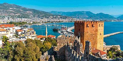 ALANYA’NIN SİMGELERİ KIZILKULE VE TERSANE, 8 AYDA 44 BİN ZİYARETÇİYİ AĞIRLADI