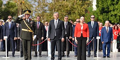 BÜYÜK ZAFER’İN 103. YILI ANTALYA’DA COŞKUYLA KUTLANDI