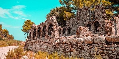 İDYROS ANTİK KENTİ’NE OTEL PROJESİ TEPKİ TOPLUYOR