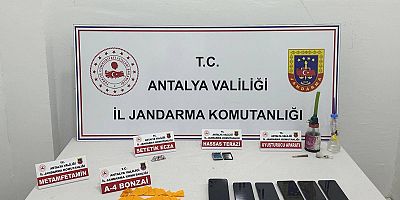 KEPEZ VE ALANYA’DA UYUŞTURUCU OPERASYONU: ÇOK SAYIDA MADDE VE SİLAH ELE GEÇİRİLDİ